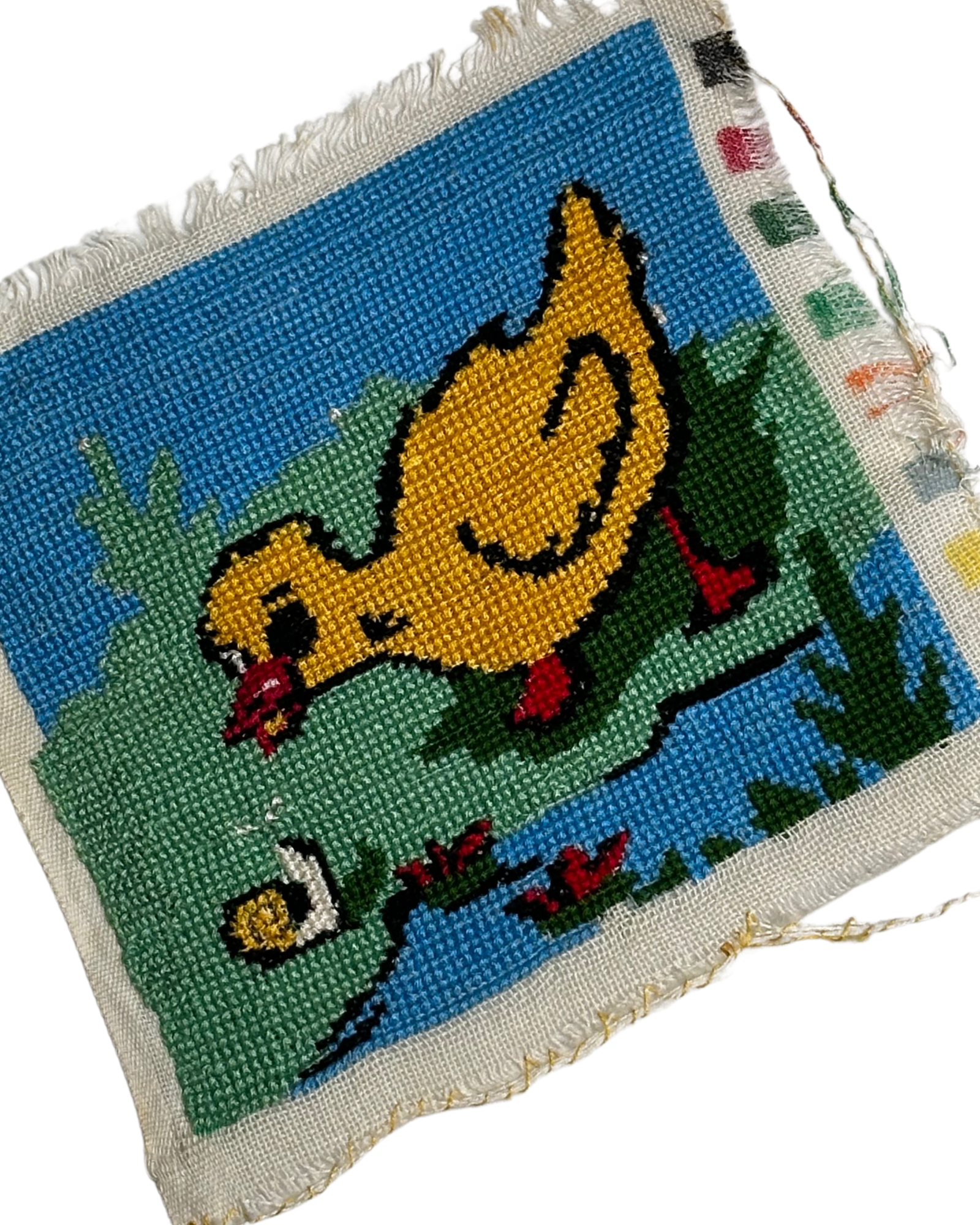 Έτοιμο Χειροποίητο Vintage Κέντημα – Παπάκι ✨ - Image 3