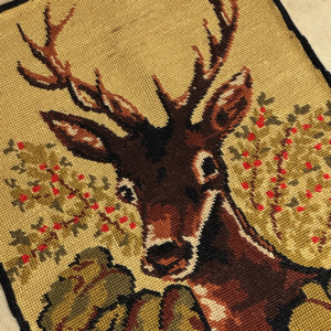 Έτοιμο Χειροποίητο Vintage Κέντημα – Ελαφάκι  ✨