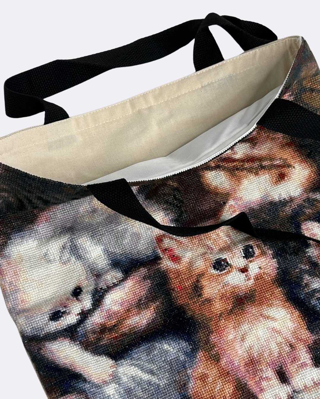 Έτοιμη Χειροποίητη Κεντημένη Τσάντα “Γατούλες” – Μοναδικό Αξεσουάρ για Λάτρεις των Γατών! 😻✨