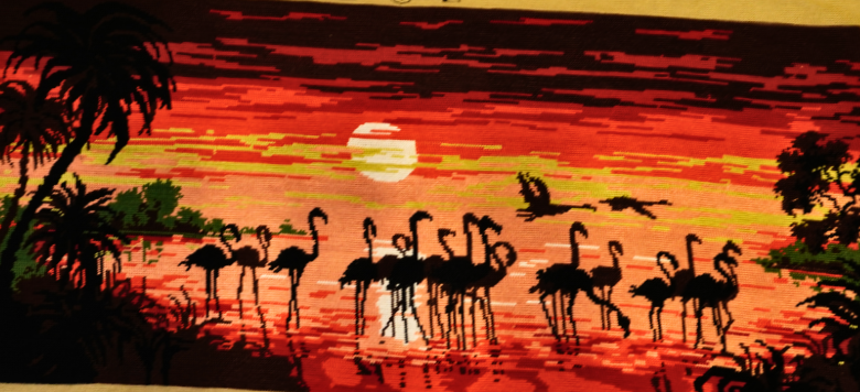 Έτοιμο Χειροποίητο Vintage Κέντημα – Φλαμίνγκο στο Ηλιοβασίλεμα ✨