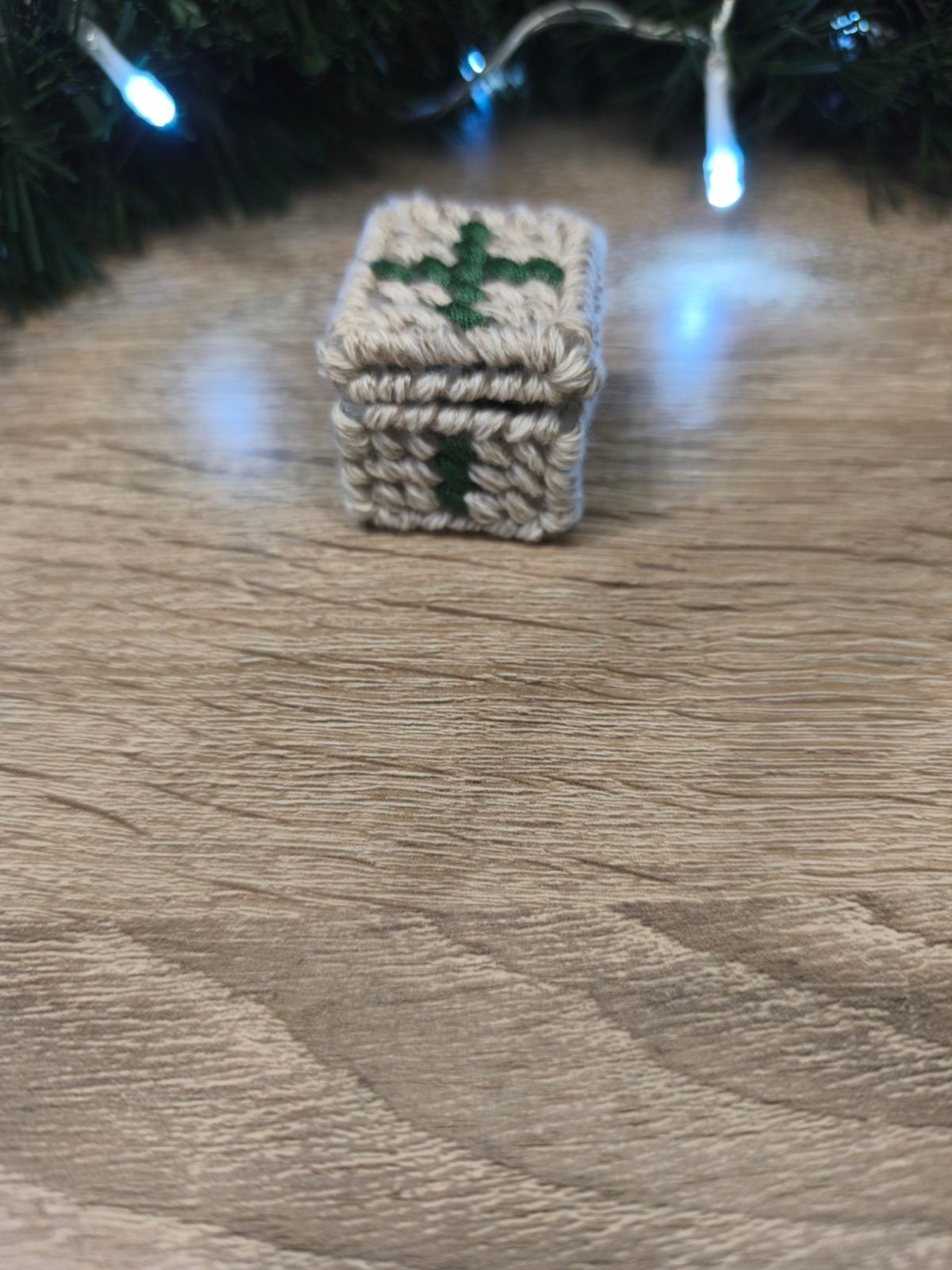 Χειροποίητα Κεντημένα Mini Boxes με Δεντράκι (Σετ 3) – Χριστουγεννιάτικη Συλλογή 🎁🌲✨ - Image 3