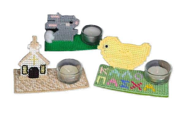 Χειροποίητο Κεντημένο Πασχαλινό Διακοσμητικό με Ρεσώ σε Γυάλινη Βάση – Εξατομικευμένο Κέντημα